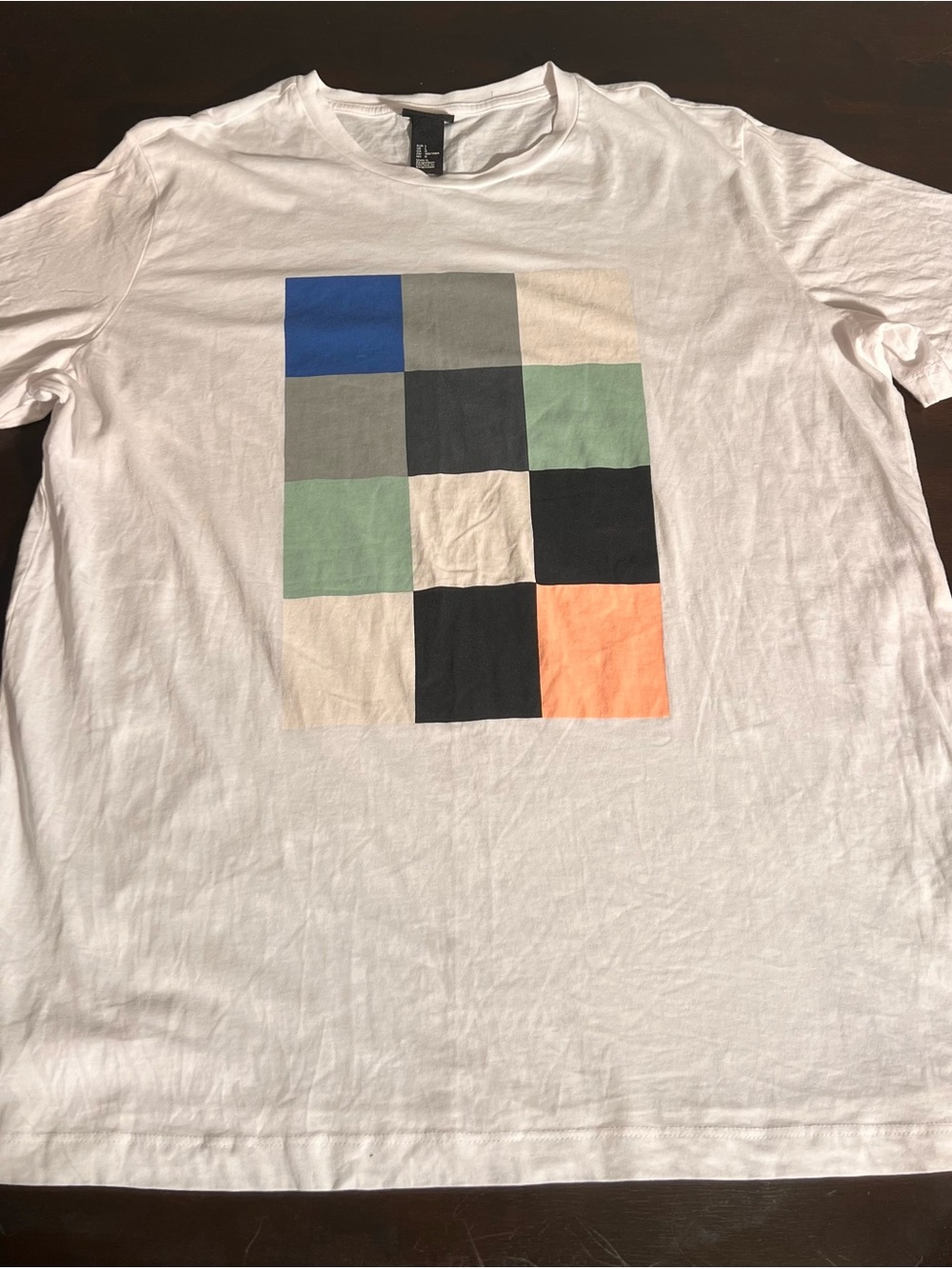 H&M Men’s White Graphic T-shirt Featuring A Colorful Square Pattern Size Large